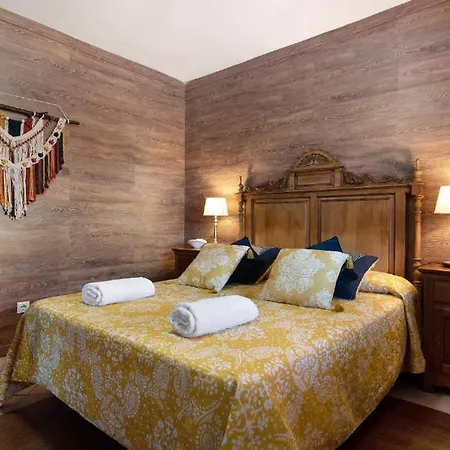 La Quinta De Vals Villa *